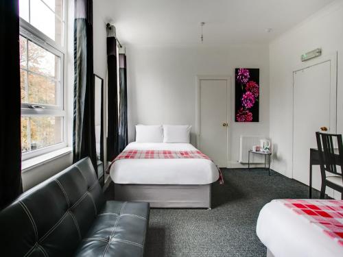 Imagen general del Hotel OYO Gin House. Foto 4