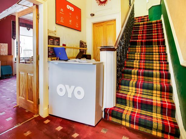 Imagen de los interiores del Hotel OYO Glenpark, Ayr Central. Foto 19