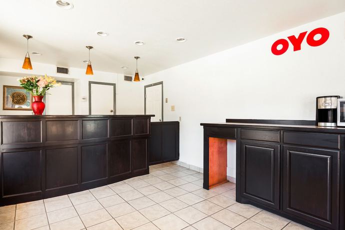 Imagen de los interiores del Hotel OYO Groesbeck. Foto 20
