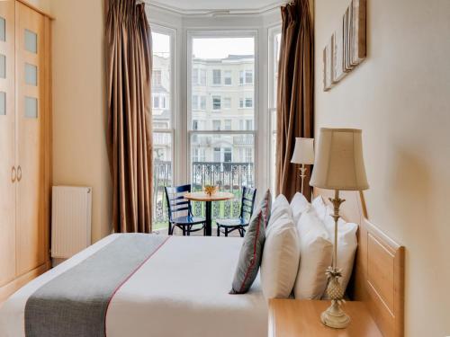 Imagen general del Hotel OYO Gulliver\'s. Foto 1
