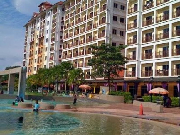 Imagen general del Hotel OYO HOME 90301 Suria Service Apartments @ Bukit Merak Laketown Resort. Foto 3