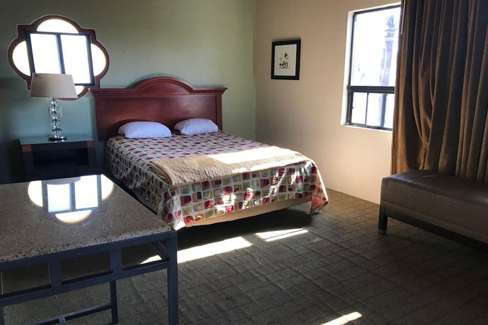 Imagen de la habitación del Hotel OYO Hacienda Don Luis. Foto 13