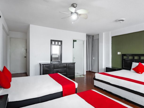 Imagen de la habitación del Hotel OYO Halley. Foto 13