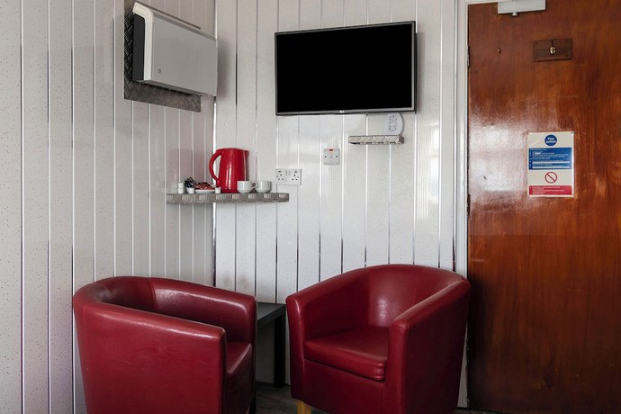 Imagen de los interiores del Hotel OYO Harlands. Foto 18