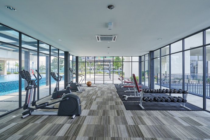 Imagen de los interiores del Hotel OYO Home 44001 Elegant Studio Setia Alam Trefoil. Foto 17