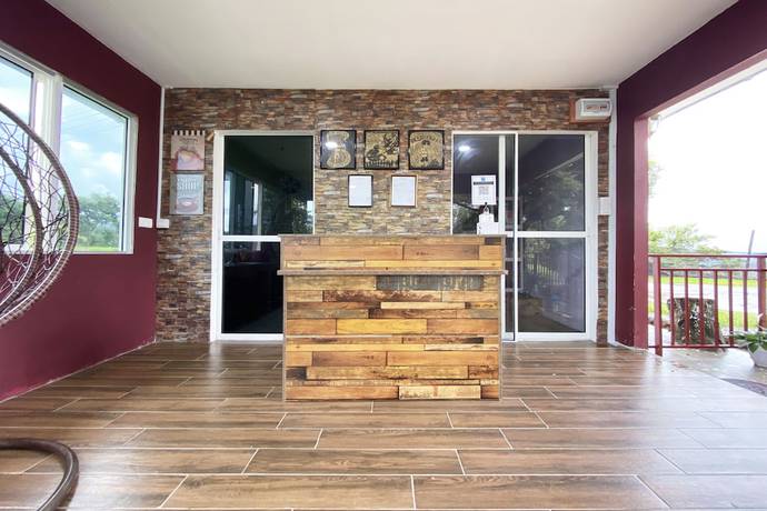 Imagen de los interiores del Hotel OYO Home 90285 Pogimpaan Homestay. Foto 19