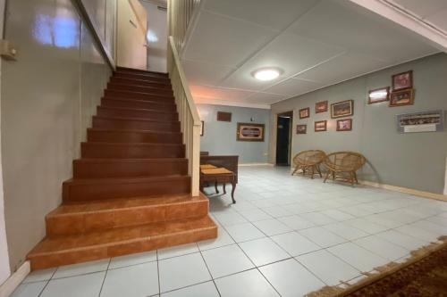 Imagen general del Hotel OYO Home 90287 Rb Homestay & Farms. Foto 8
