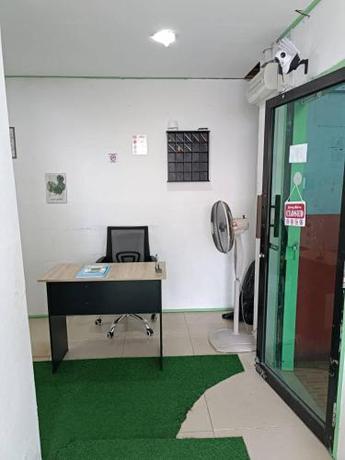 Imagen general del Hotel OYO Home 90723 Green Leaf Guest Lodge Kk. Foto 4
