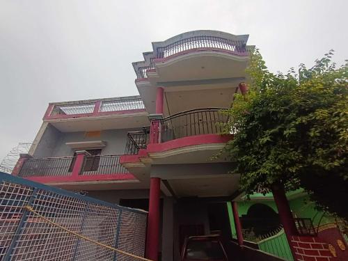 Imagen general del Hotel OYO Home Mahadev Sadan Guest House. Foto 11