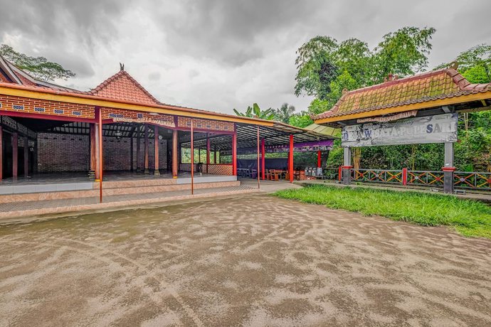 Imagen general del Hotel OYO Homes 90996 Desa Wisata Pulesari Syariah. Foto 1