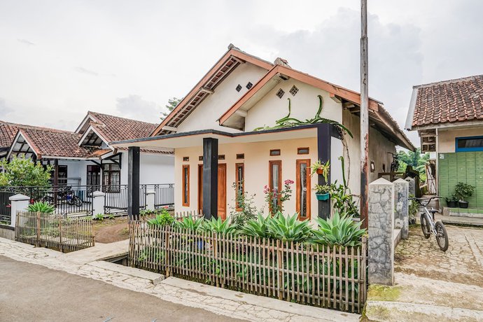 Imagen general del Hotel OYO Homes 90997 Eco Tourism Desa Cibodas Babakan Gentong 2 Syariah. Foto 2