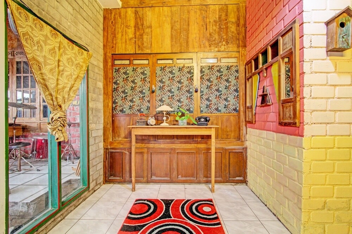 Imagen de la habitación del Hotel OYO Homes 93598 Omah Baturan Syariah. Foto 3