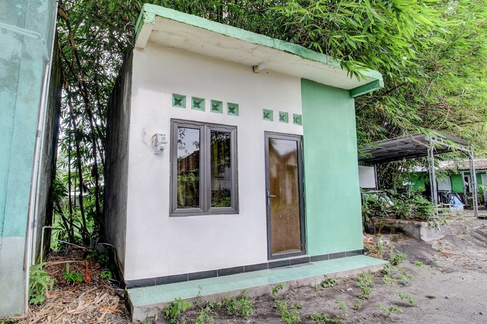Imagen general del Hotel OYO Homes 93599 Homestay Bambu Oerip. Foto 1