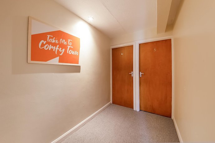 Imagen de los interiores del Hotel OYO Honeycroft Lodge. Foto 20