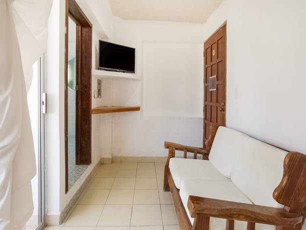 Imagen de la habitación del Hotel OYO Hostelito. Foto 4