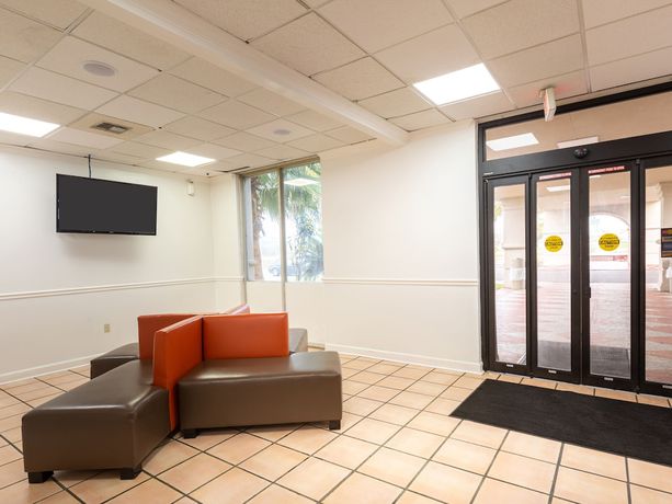 Imagen de los interiores del Hotel OYO Hotel Baton Rouge - Mead Rd Louisiana. Foto 17