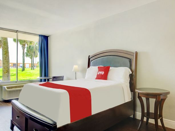 Imagen de la habitación del Hotel OYO Hotel Dundee By Crystal Lake. Foto 12