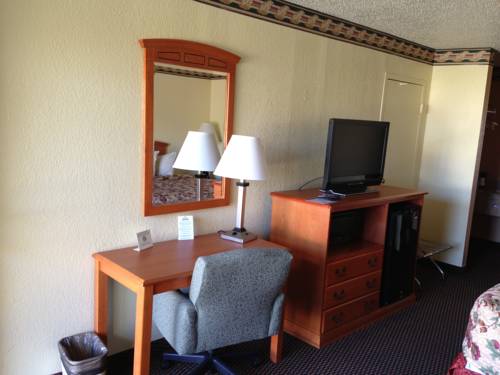 Imagen de la habitación del Hotel OYO Hotel Oklahoma City South I-35 and SE 29th. Foto 10