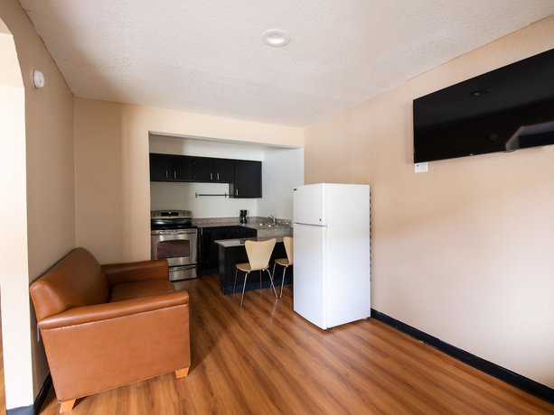 Imagen de la habitación del Hotel OYO Irving DFW Airport North. Foto 4