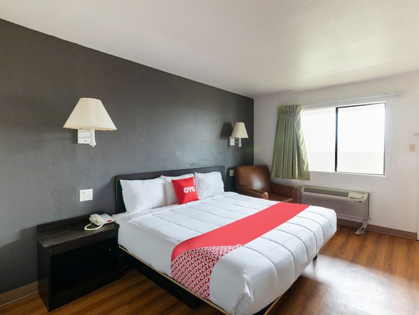 Imagen de la habitación del Hotel OYO Irving DFW Airport North. Foto 16