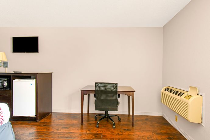 Imagen de la habitación del Hotel OYO Irving DFW Airport South. Foto 12