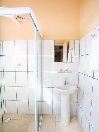 Imagen de la habitación del Hotel OYO Itarantim, S&atilde;o Paulo. Foto 11