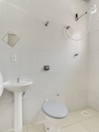 Imagen de la habitación del Hotel OYO Jardim Emilia. Foto 7