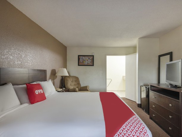 Imagen de la habitación del Hotel OYO Kannapolis. Foto 8