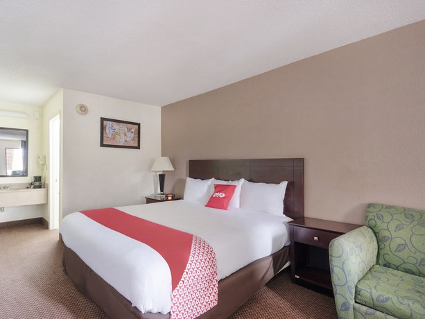 Imagen de la habitación del Hotel OYO Kannapolis. Foto 15