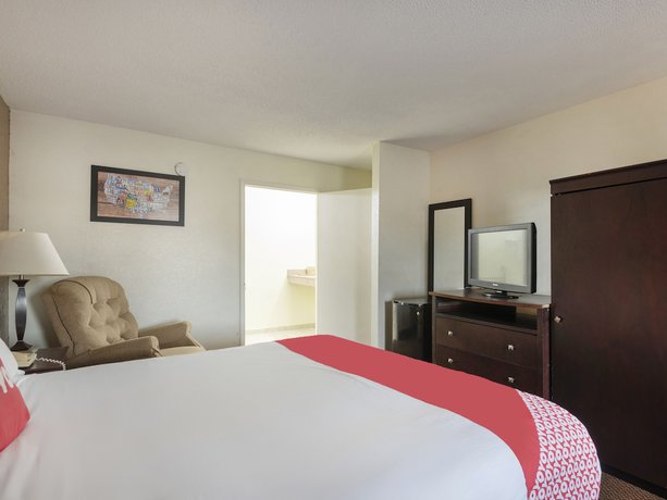 Imagen de la habitación del Hotel OYO Kannapolis. Foto 16