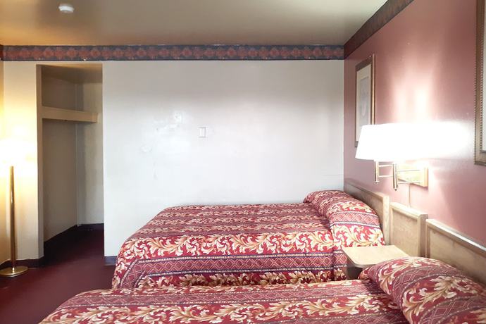 Imagen de la habitación del Hotel OYO Kings at Clovis. Foto 3