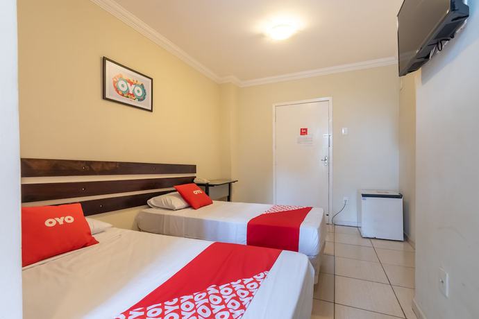 Imagen de la habitación del Hotel OYO L\'Espace - Jaragu&aacute; Belo Horizonte. Foto 3