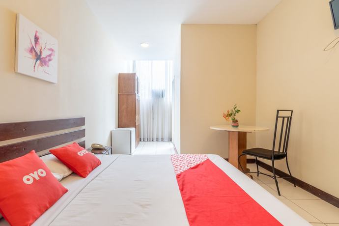 Imagen de la habitación del Hotel OYO L\'Espace - Jaragu&aacute; Belo Horizonte. Foto 10