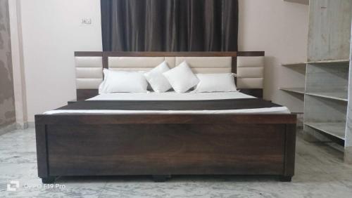 Imagen general del Hotel OYO LIZNA. Foto 11