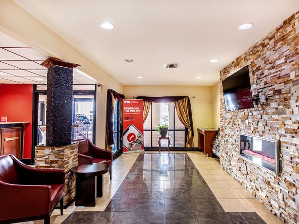 Imagen de los interiores del Hotel OYO LSU. Foto 19