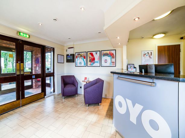 Imagen de los interiores del Hotel OYO Lakeside Haydock, St Helens. Foto 22