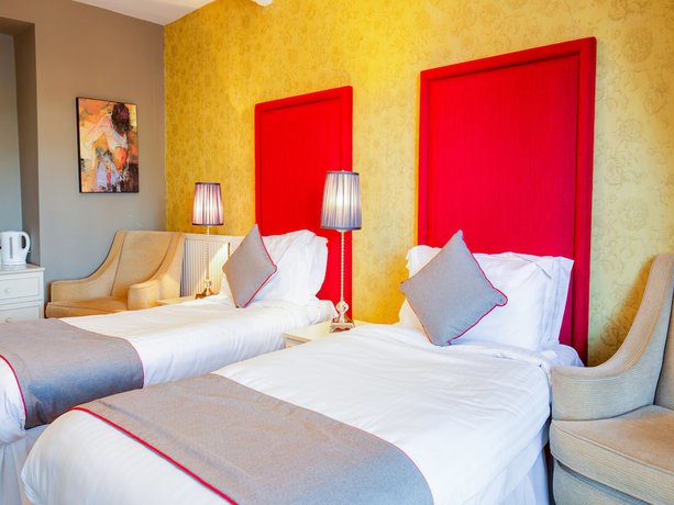 Imagen de la habitación del Hotel OYO Lamphey Hall. Foto 22