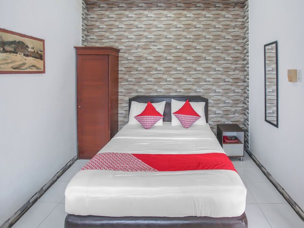 Imagen de la habitación del Hotel OYO Life 90091 Wisma Pakuan Syariah. Foto 2