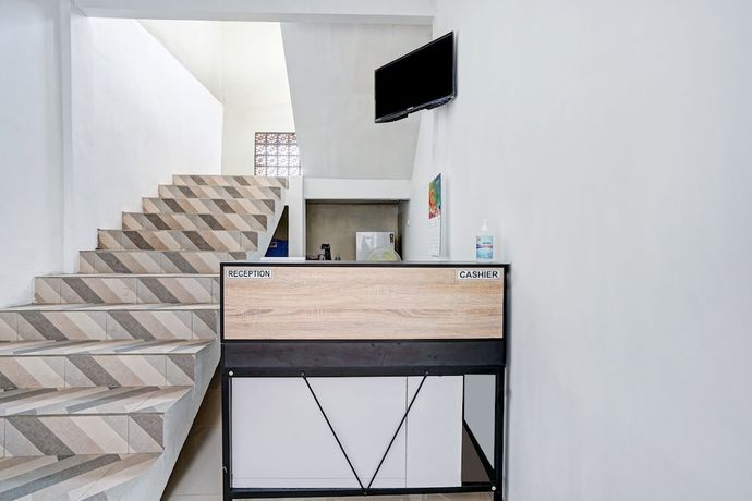 Imagen de los interiores del Hotel OYO Life 90678 Omah Kulo Guest House. Foto 12