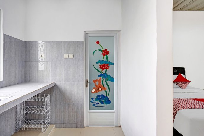 Imagen de la habitación del Hotel OYO Life 90678 Omah Kulo Guest House. Foto 5