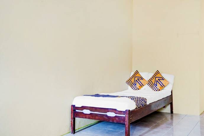 Imagen de la habitación del Hotel OYO Life 90701 Kost Syariah Deris. Foto 20