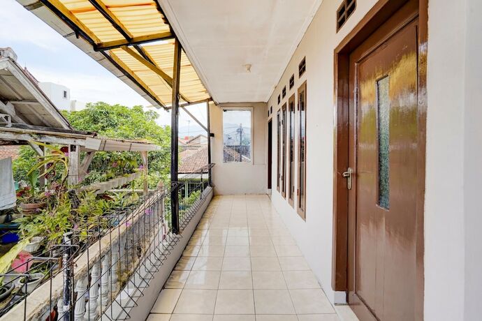 Imagen general del Hotel OYO Life 90701 Kost Syariah Deris. Foto 9
