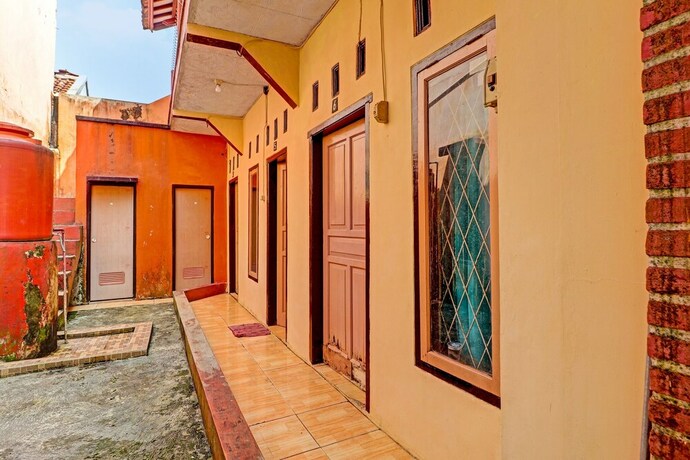 Imagen general del Hotel OYO Life 91478 Wisma Aura Syariah. Foto 17