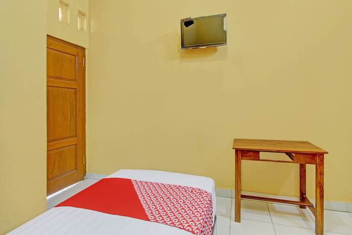Imagen de la habitación del Hotel OYO Life 92542 Griya Sakinah Syariah. Foto 8