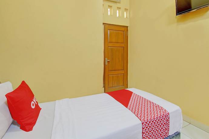 Imagen de la habitación del Hotel OYO Life 92542 Griya Sakinah Syariah. Foto 9