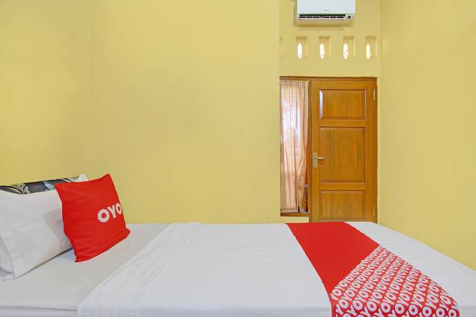 Imagen de la habitación del Hotel OYO Life 92542 Griya Sakinah Syariah. Foto 10