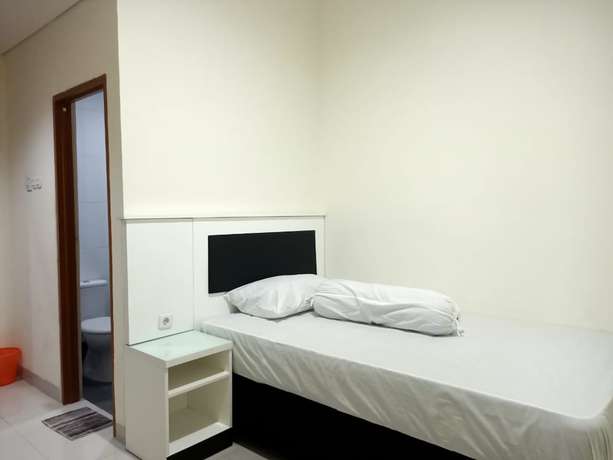 Imagen de la habitación del Hotel OYO Life 92663 Karmel 6. Foto 10