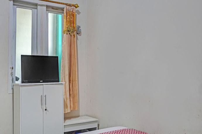 Imagen de la habitación del Hotel OYO Life 92684 Kost Mutiara Nirwana. Foto 4