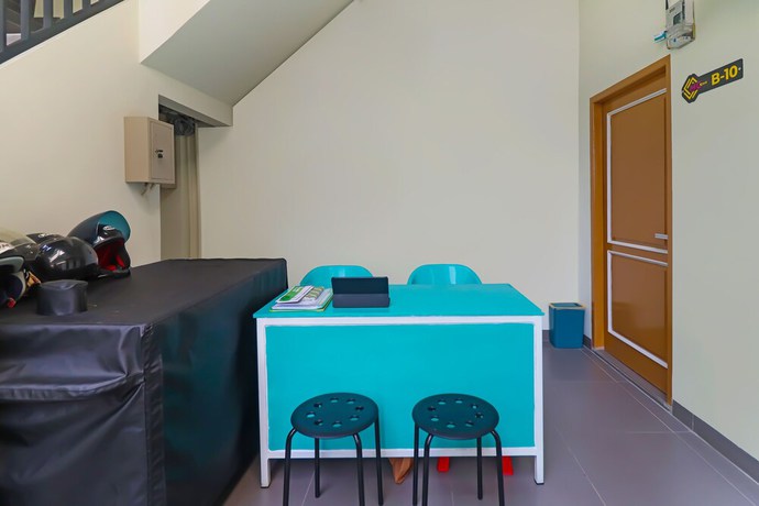 Imagen de los interiores del Hotel OYO Life 92691 Mc Kost Syariah. Foto 17