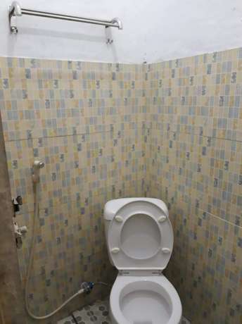 Imagen de la habitación del Hotel OYO Life 92780 Kost Bara. Foto 8
